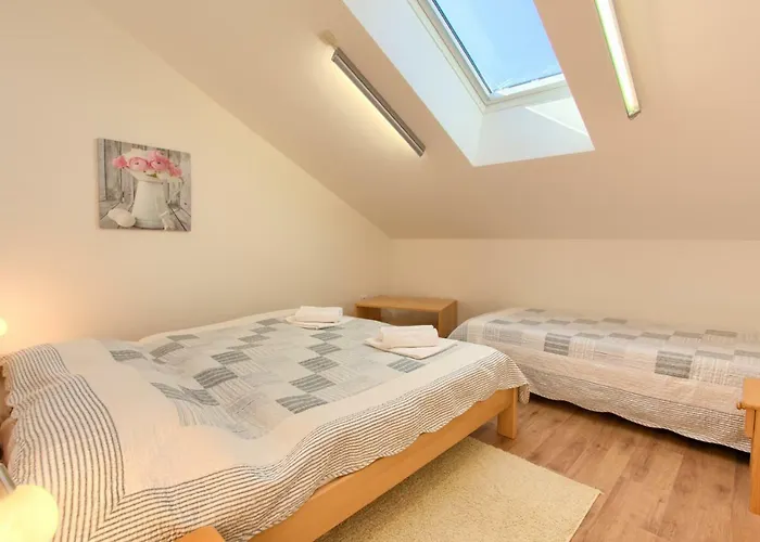 Val Apartman Njivice